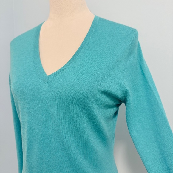 Saks Fifth Avenue Women’s Silk/ Cashmere turquoise Pullover Sweater Size M - Picture 2 of 7